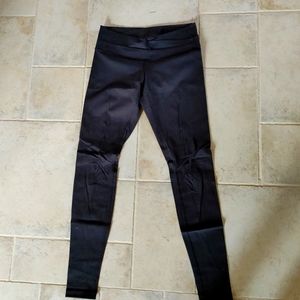 Lululemon Pants, size 6